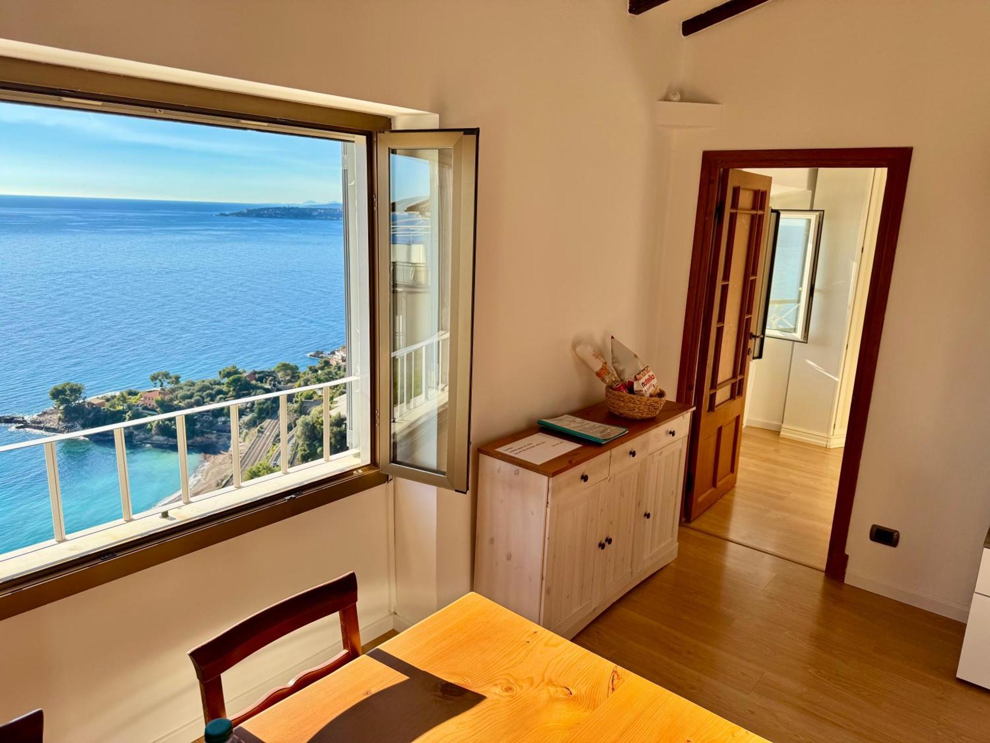 Appartement Kiss Of Sea - Balzi Rossi & Baia Beniamin à Vintimille Extérieur photo
