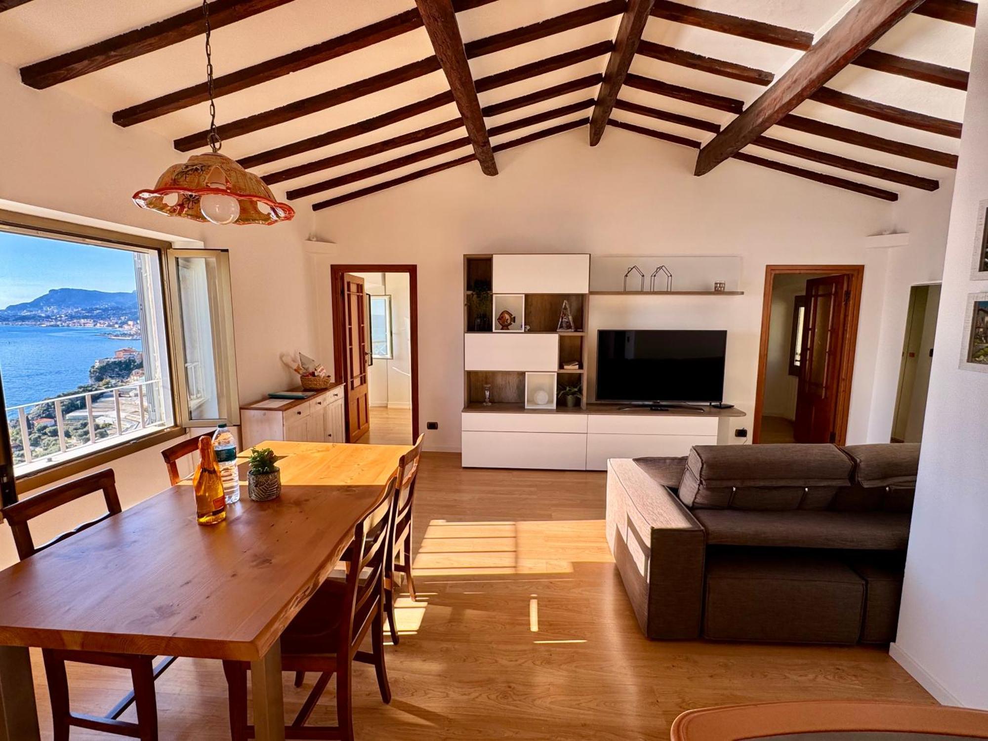 Appartement Kiss Of Sea - Balzi Rossi & Baia Beniamin à Vintimille Extérieur photo